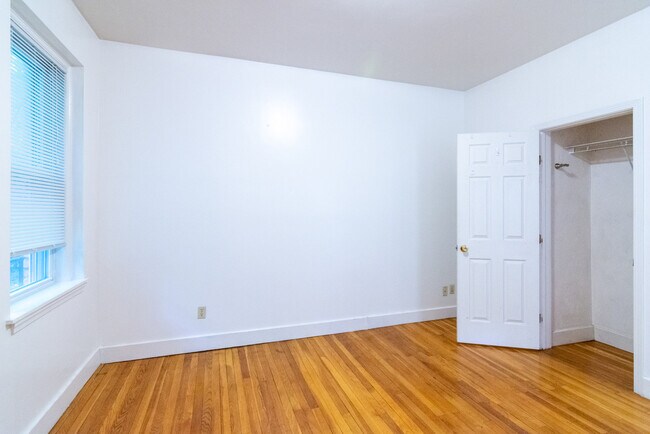 21 Westbourne Terrace unit 3, Brookline, MA 02446 - photo 4