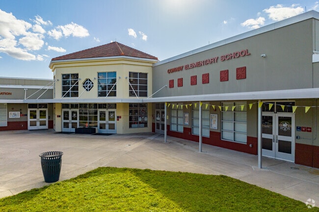 Conway Elementary School front entrance.
