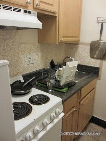 41 Bay State Rd Unit 3F, Boston, MA 02215