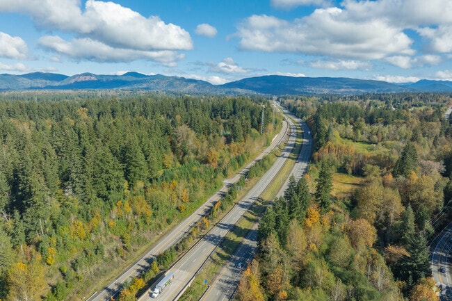 Dorre Don locals have access to surrounding areas via State Route 18.