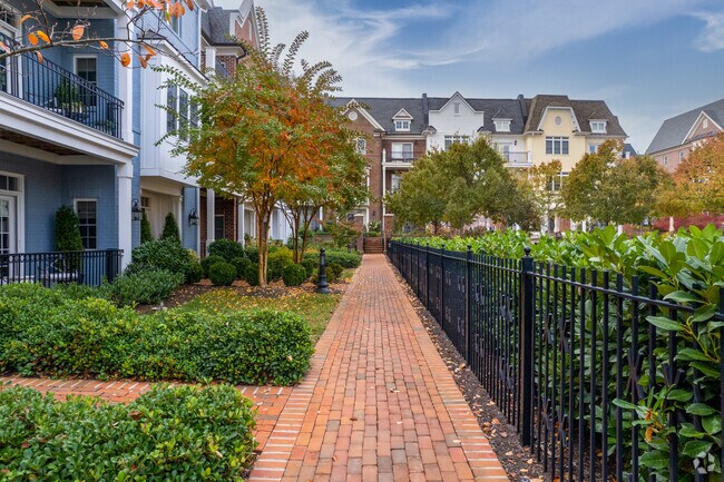 Willow Lawn developments has beautiful walkways.