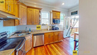 16 Carpenter St, Boston, MA 02127
