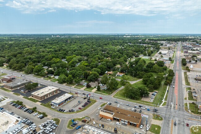 South Topeka Brings suburban living to the southern outskirts of the Kansas state capitol.