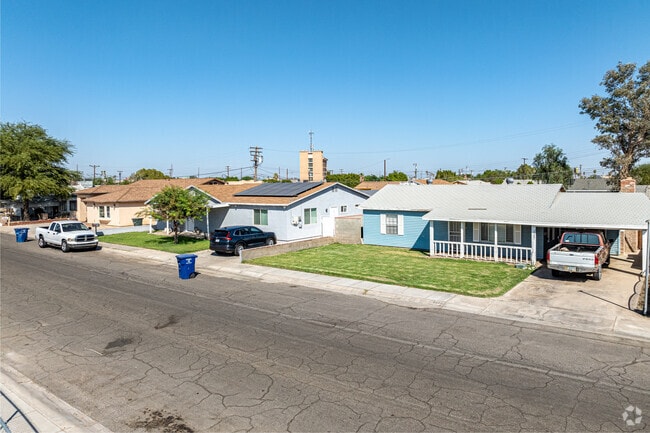 A trademark of Yuma homes is the colorful mid-century style seen throughout the city.