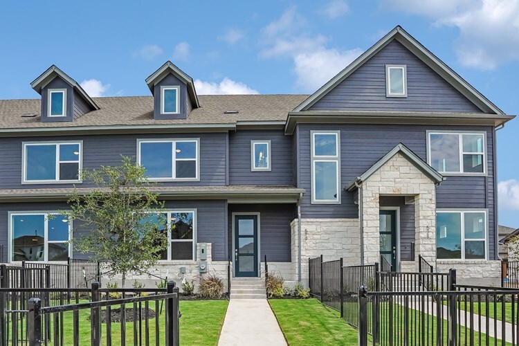 517 Emory Crossing Blvd, Hutto, TX 78634 - photo 1