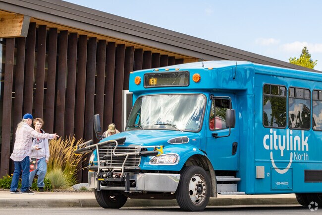 City Link bus lines connect commuters from the Transit Stations offering park and ride.