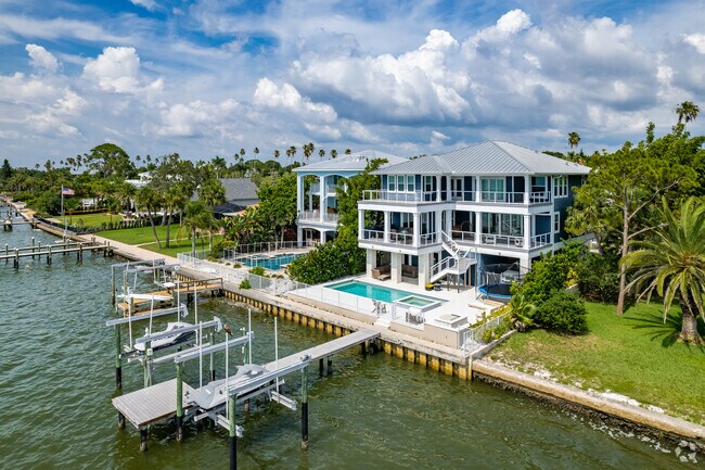 Homes along the waterfront are highly sought after in Dunedin, FL.