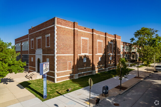Bridge Elementary School side view.