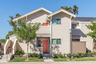 344 Knollglen, Irvine, CA 92614