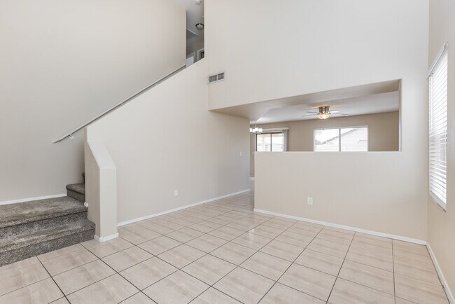 3822 N 105th Ln, Avondale, AZ 85392 - photo 5