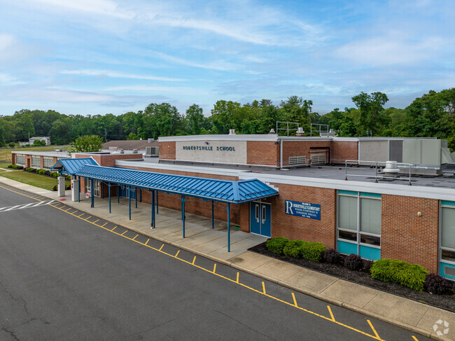 Robertsville Elementary School is located in Manalapan, NJ.