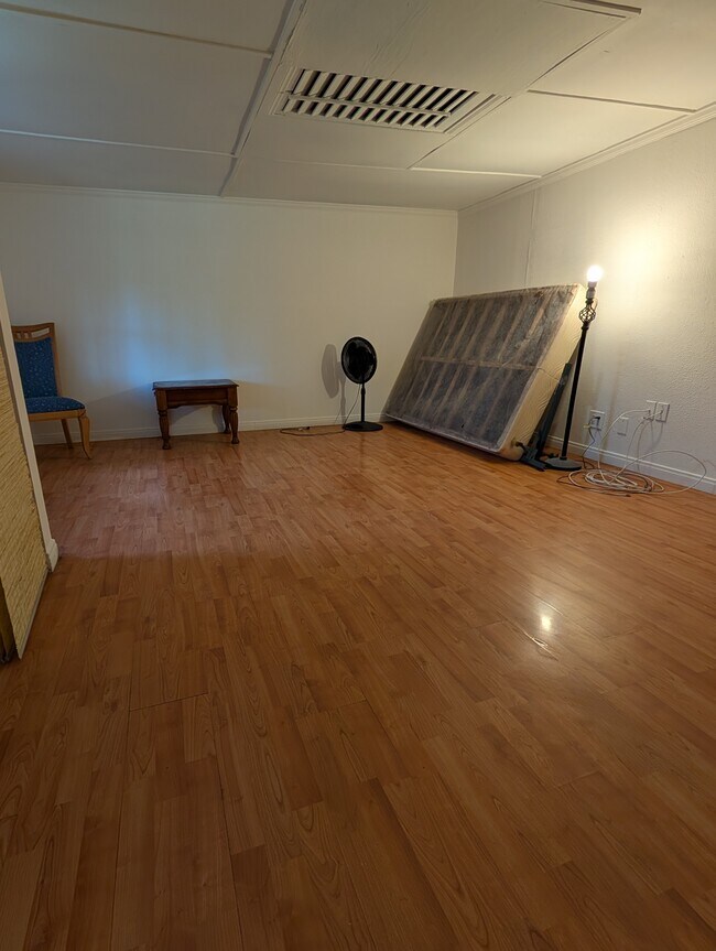 7781 Bently Ave unit A, Garden Grove, CA 92841 - photo 5