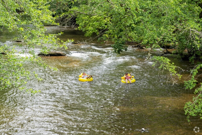 Blairsville offers a variety of exciting spots to unwind and enjoy a leisurely float down the river.