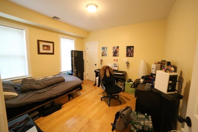 15 Orchard St unit 2, Cambridge, MA 02140 - photo 5