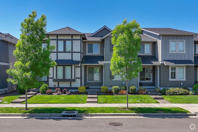 Townhomes of varying styles can be found throughout Southeast Hillsboro.