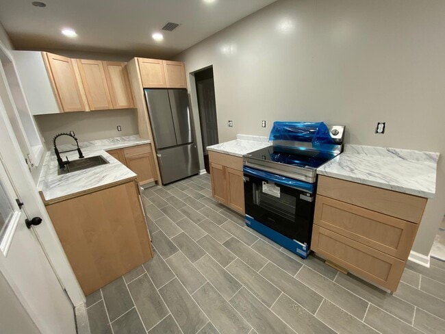 2706 Canary Dr, Brunswick, GA 31520 - photo 4