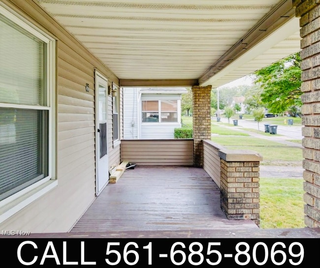 67 E Archwood Ave, Akron, OH 44301 - photo 3