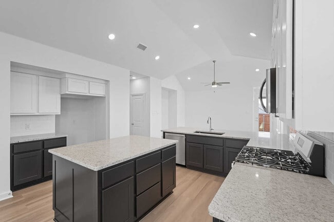 723 Sagebrush Trail, Sherman, TX 75092 - photo 6