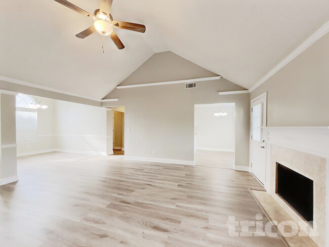 602 Chartwell Ct, Winder, GA 30680 - photo 2