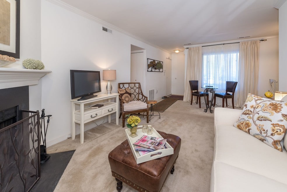 Manassas Meadows Apartments, Manassas, VA 20110 - photo 1