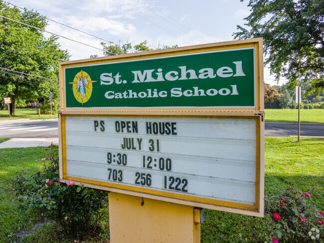 Welcome to the St. Michael Catholic School in the Annandale neighborhood in Annandale, VA.