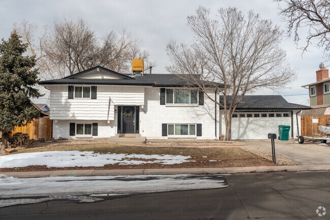 An updated split level in Aurora Hills.