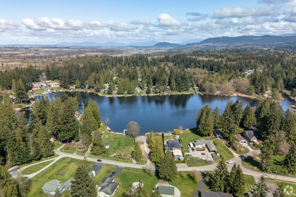 NH_LakeKetchum_560210_P2_V1_TH_041825