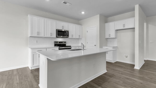 3120 Platinum Cir, West End, NC 27376 - photo 6