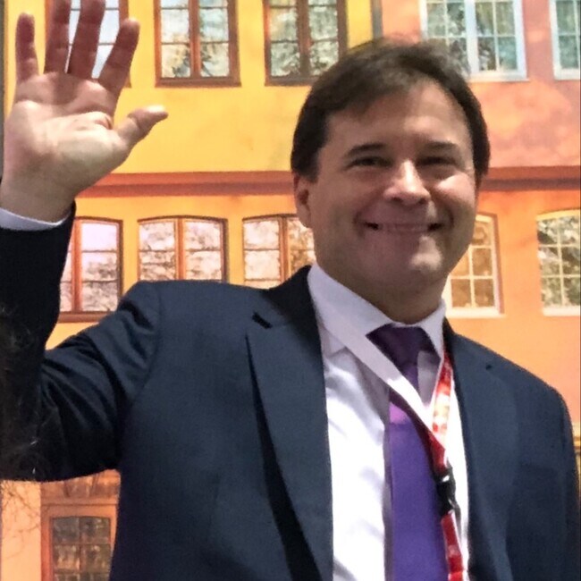 Agent Photo