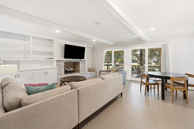 162 Pioneer Loop unit ID1253399P, Georgetown, SC 29440 - photo 3