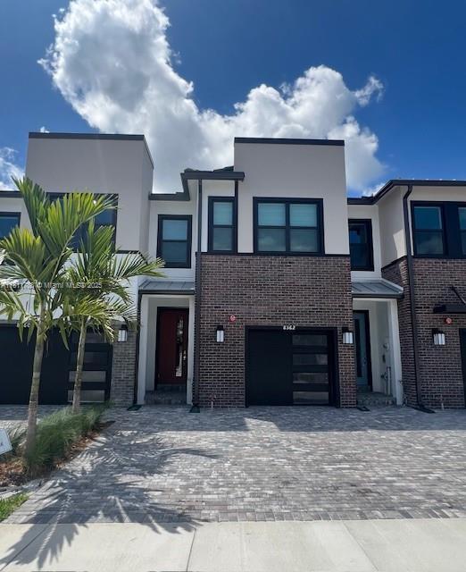 8362 NW 7th Place, Plantation, FL 33325 - photo 1