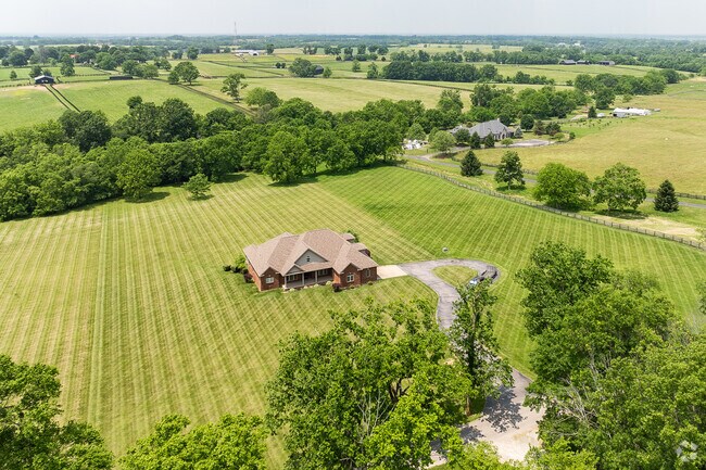 Homebuyers looking in Little Rock-Plum can expect to spend around $298 per square foot.