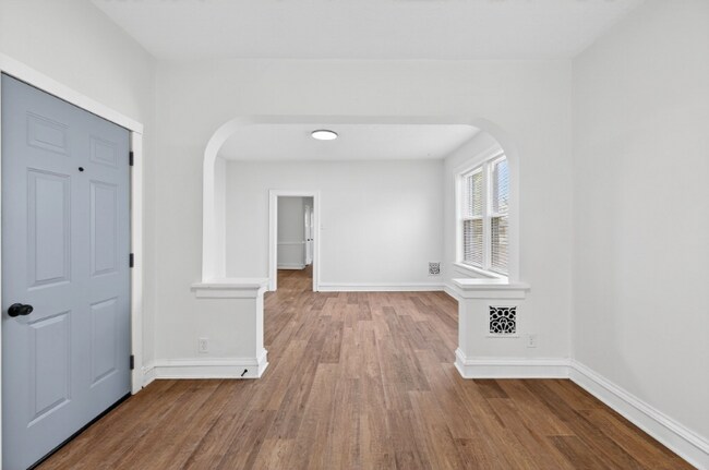 5803 S Kings Highway Blvd unit 1N, St. Louis, MO 63109 - photo 2