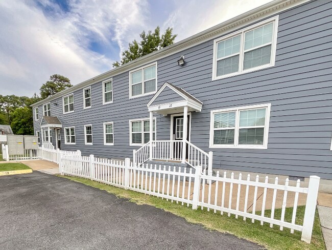 1568 N King St unit 1LG, Hampton, VA 23669 - photo 7