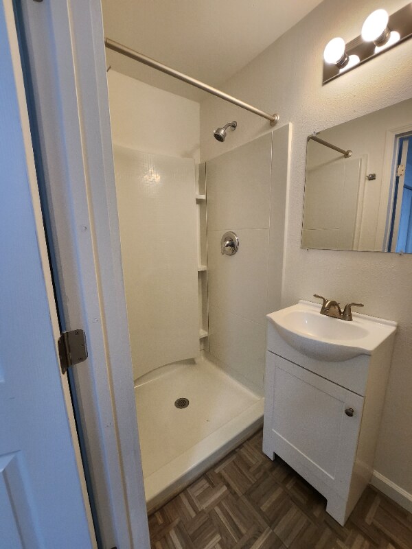 1120 Montana St unit 14, Gooding, ID 83330 - photo 2