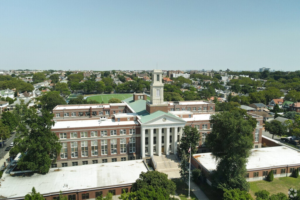 Fort Hamilton High School, Rankings & Reviews