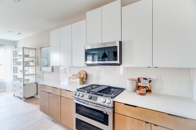 15700 Canoe Pointe Loop unit 36447334, Moseley, VA 23120 - photo 7