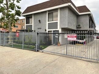 21121 Bassett St, Canoga Park, CA 91303
