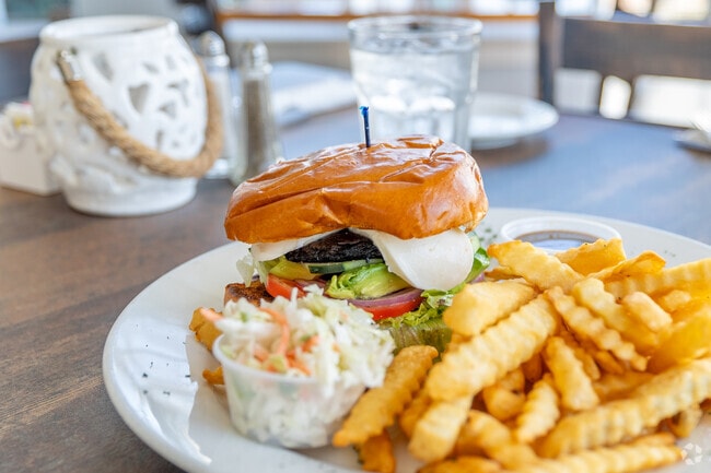Outriggers offers wonderful sandwiches in Stratford.