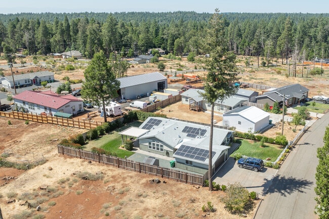 Ranch-style homes are spaced out in Paradise.