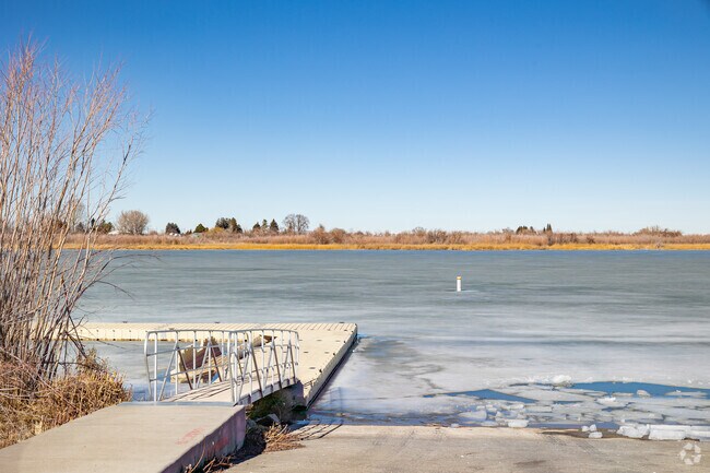 Running through the heart of Burley you'll find the snake river offering year-round water activities.