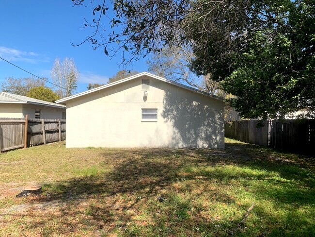 4134 12th Ave S, Saint Petersburg, FL 33711 - photo 4