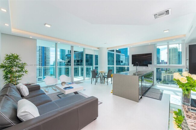 The Bond At Brickell unit 3600, Miami, FL 33131 - photo 3
