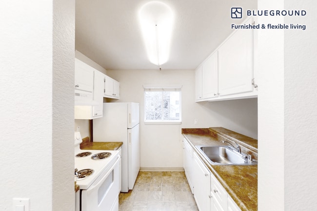 121 Roble Rd unit FL1-ID10287A, Walnut Creek, CA 94597 - photo 6