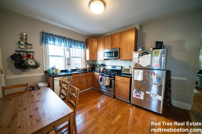 133 St Alphonsus St unit 2, Boston, MA 02120 - photo 2