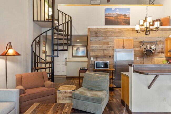 280 S Mahoney Dr unit FL2-ID1309436P, Telluride, CO 81435 - photo 2