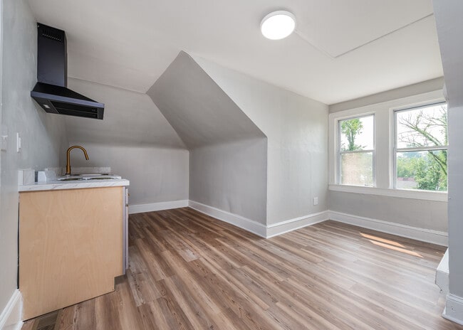 4013 W Forest Park Ave unit 3, Gwynn Oak, MD 21207 - photo 6