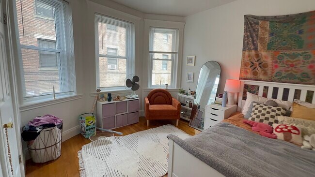 65 Park Dr unit 6, Boston, MA 02215 - photo 2