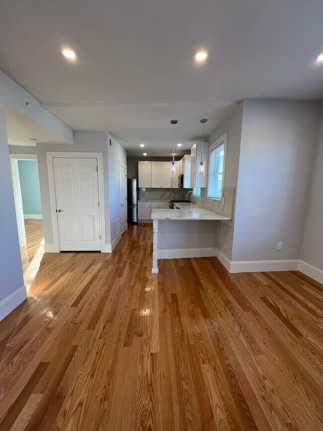 73 Winchester St unit 1, Medford, MA 02155 - photo 6