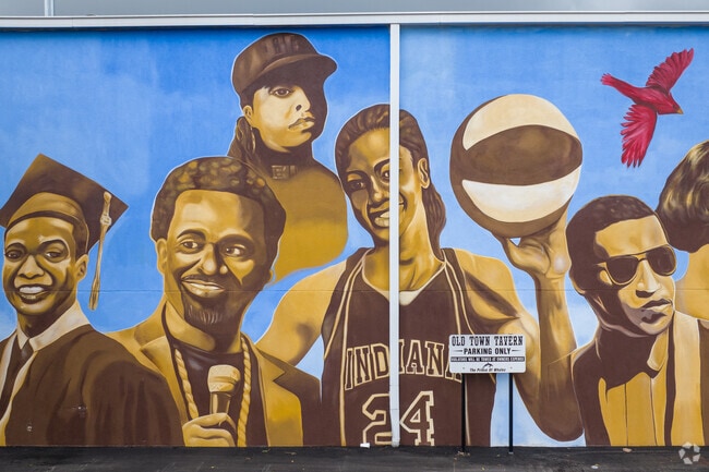 There are many colorful murals in downtown Carmel near East Carmel.